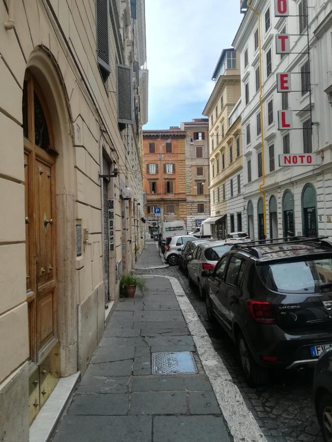 Soggiorno Emanuela Rom Exteriör bild